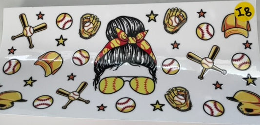 I8 - Softball Mom