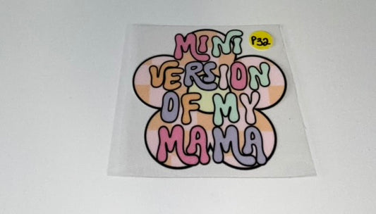 P32 - Family/Mom Decal