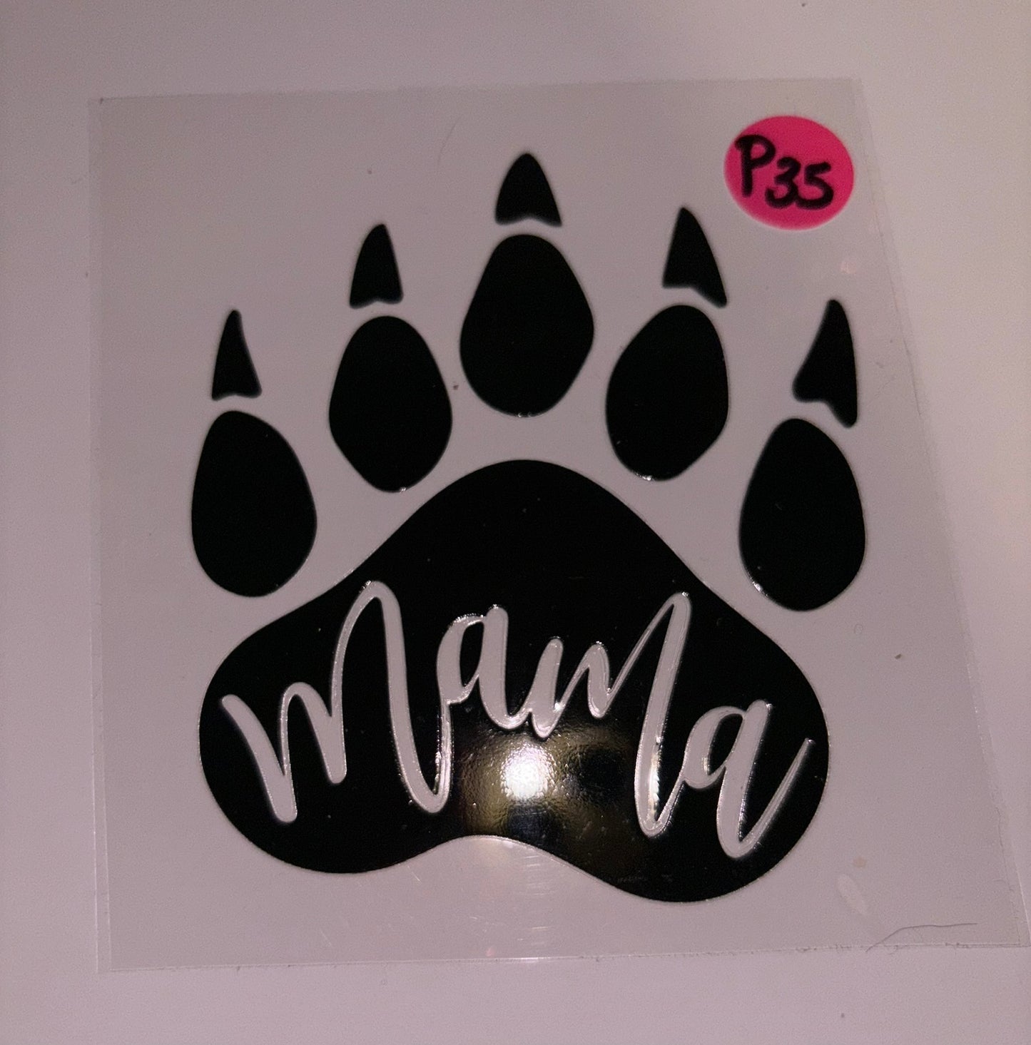 P35 - Family/Mom Decal